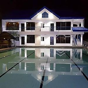 Woodland Hotel
